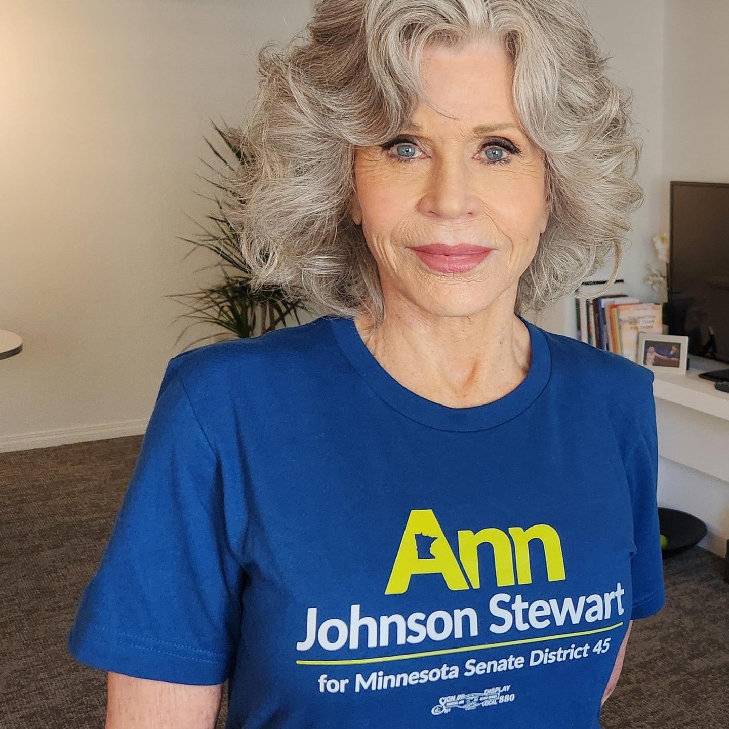 Jane Fonda short hair